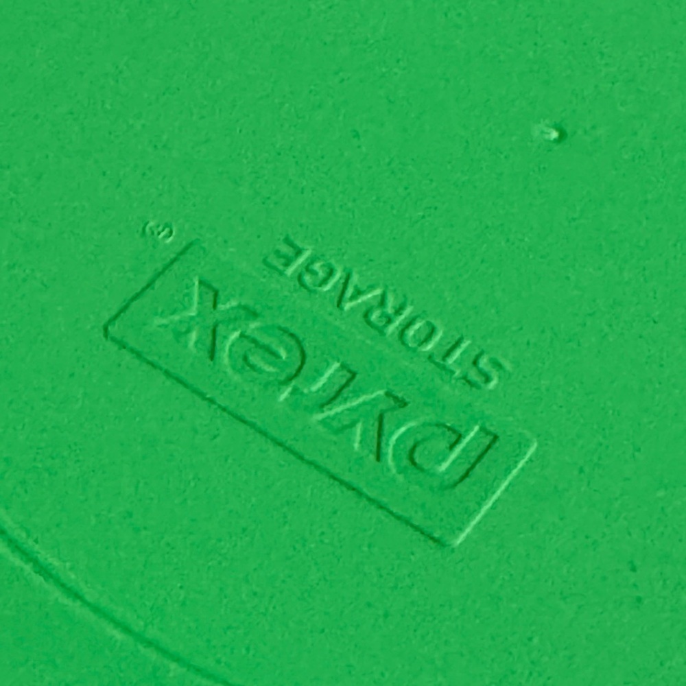 Hello Kitty Glass Storage Container with Green Lid Pyrex - Picture 3 of 8